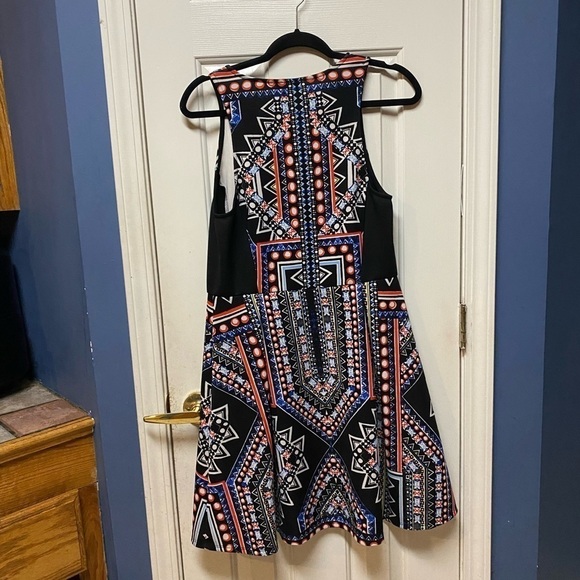 Mossimo A-line Geo tribal boho Dress With Zipper Front Closure sleeveless size L - Picture 4 of 9